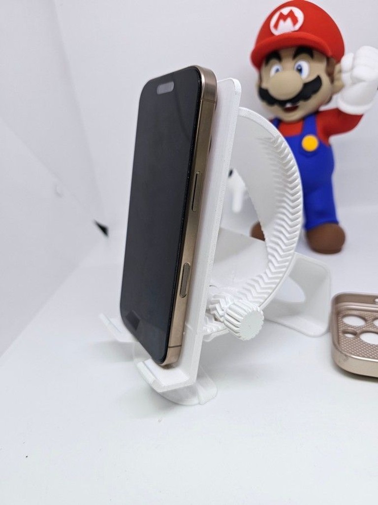 Apple iPhone 16 Pro 128GB eSIM Desert Titanium (MYMC3) Код:01-201075289. Зображення 10