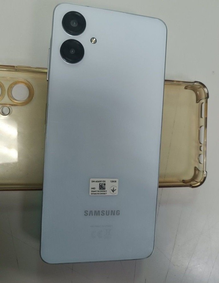 Оголошення Samsung galaxy a06 4/128gb Б/У