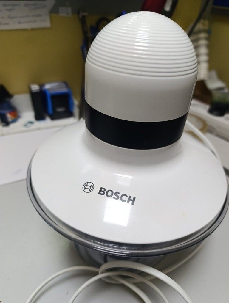 Дешево Bosch MMR08A1 з ломбарду