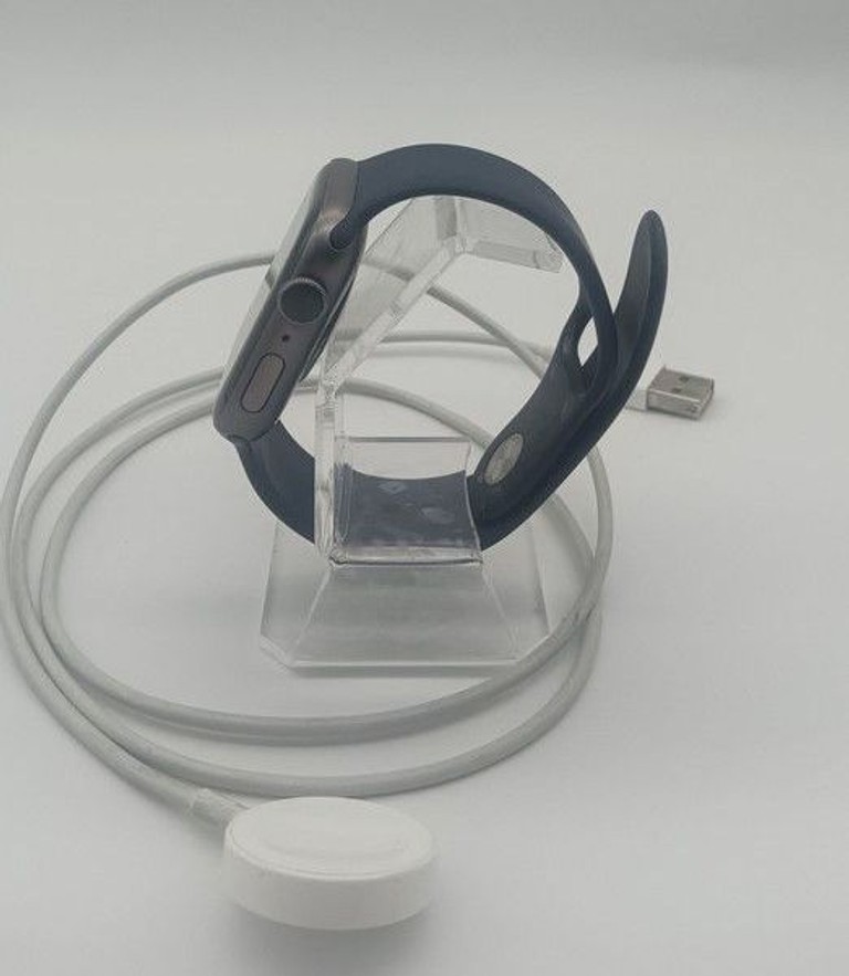 Дешево Apple watch series 6 gps 44mm aluminum case з ломбарду