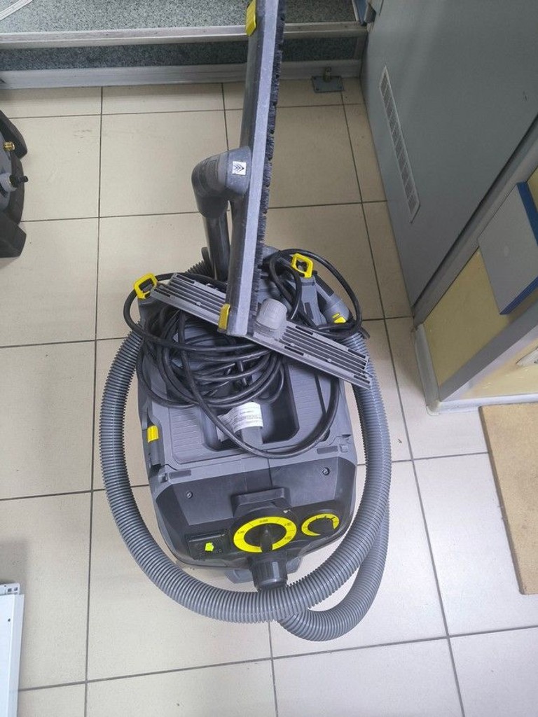 Оголошення Karcher nt 30/1 tact te l Б/У