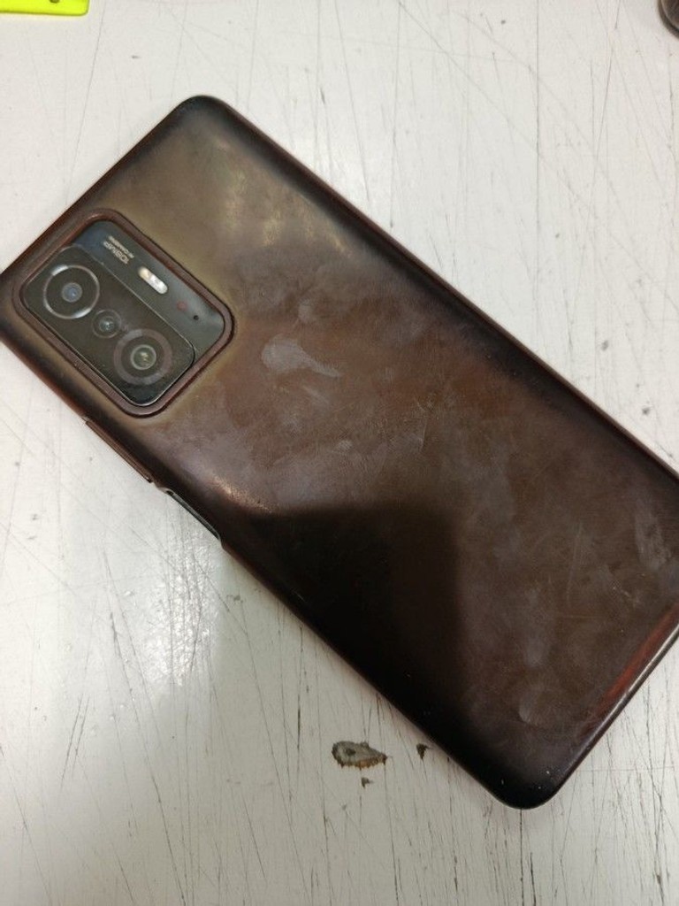 Объявление Xiaomi 11t 8/256gb Б/У