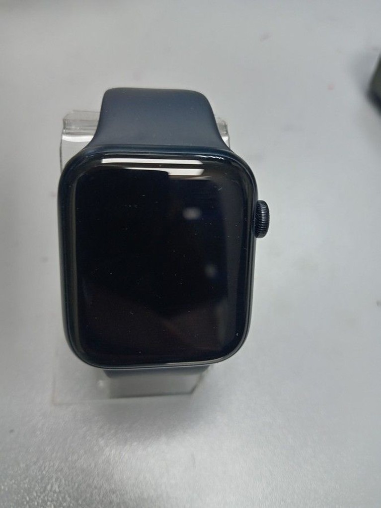 Дешево Apple watch se 3 gps 44mm alu. case з ломбарду