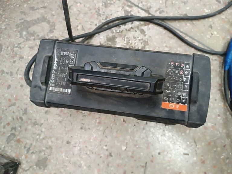 Дешево Dnipro-M sab-15dx з ломбарду