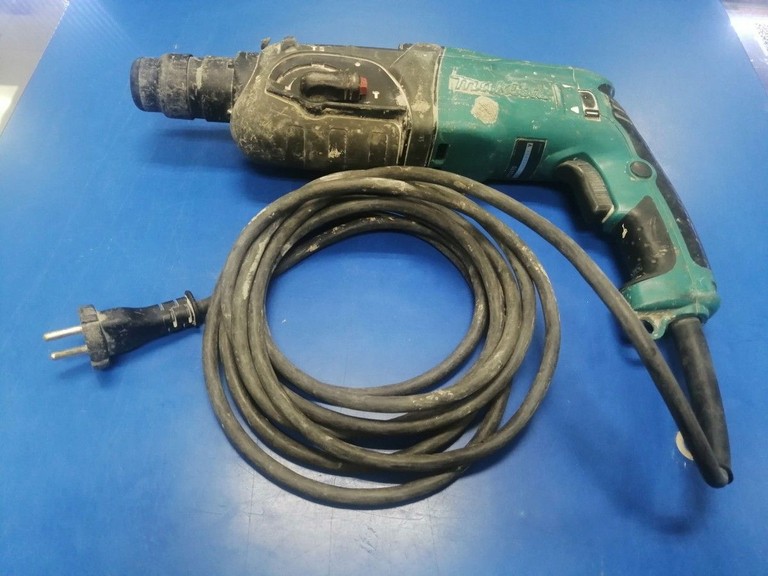 Купить Makita HR2470 Б/У