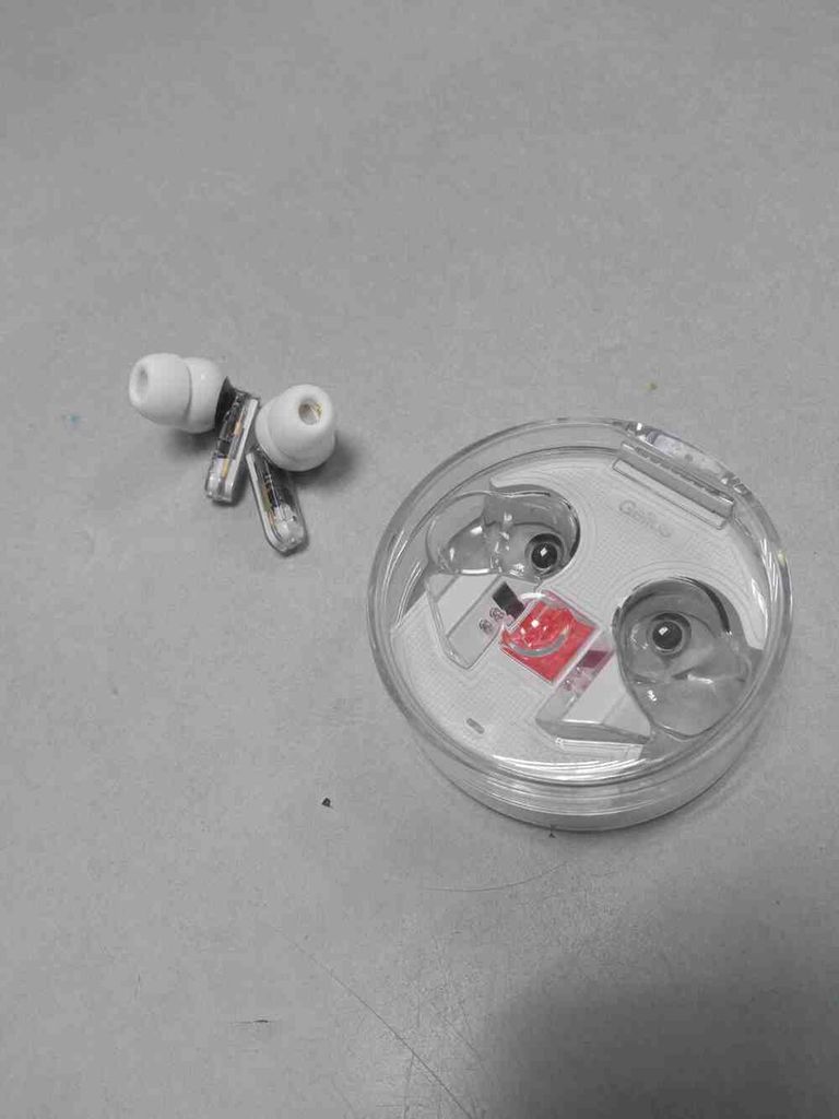 Купить Gelius GP-TWS033 Clear View (2099900931291) Б/У