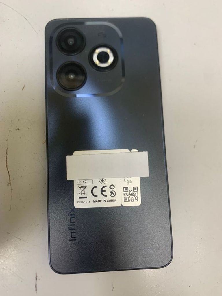 Объявление Infinix smart 8 x6525 4/64gb Б/У