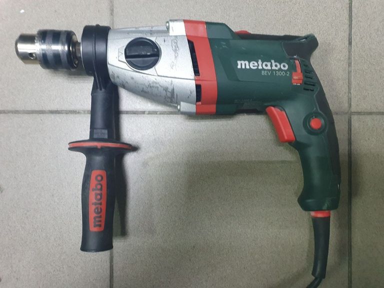 Купити Metabo BEV 1300-2 (600574000) Б/У