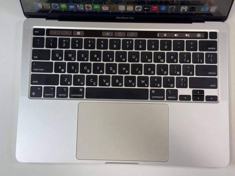 Apple a2338/macbook pro 13,3 /m1 8-gpu/ ram8gb/ ssd512gb/ retina/ truetone/ touch bar Код:01-200590742. Изображение 7