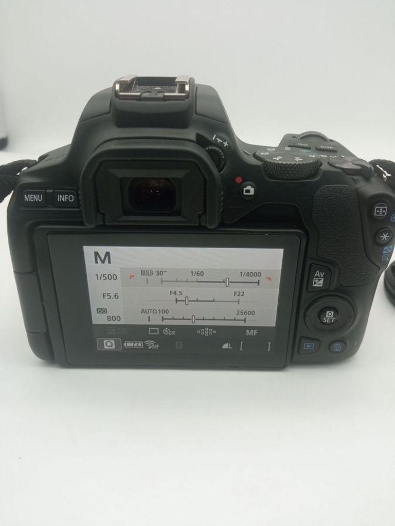 Розпродаж Canon EOS 250D kit (18-55mm) EF-S IS STM Silver (3461C003), продавець Техноскарб