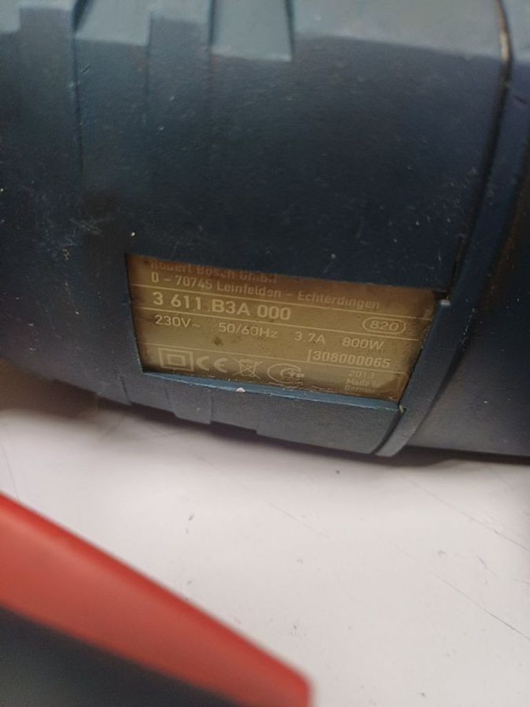 Дешево Bosch GBH 3-28 DRE (061123A000) з ломбарду