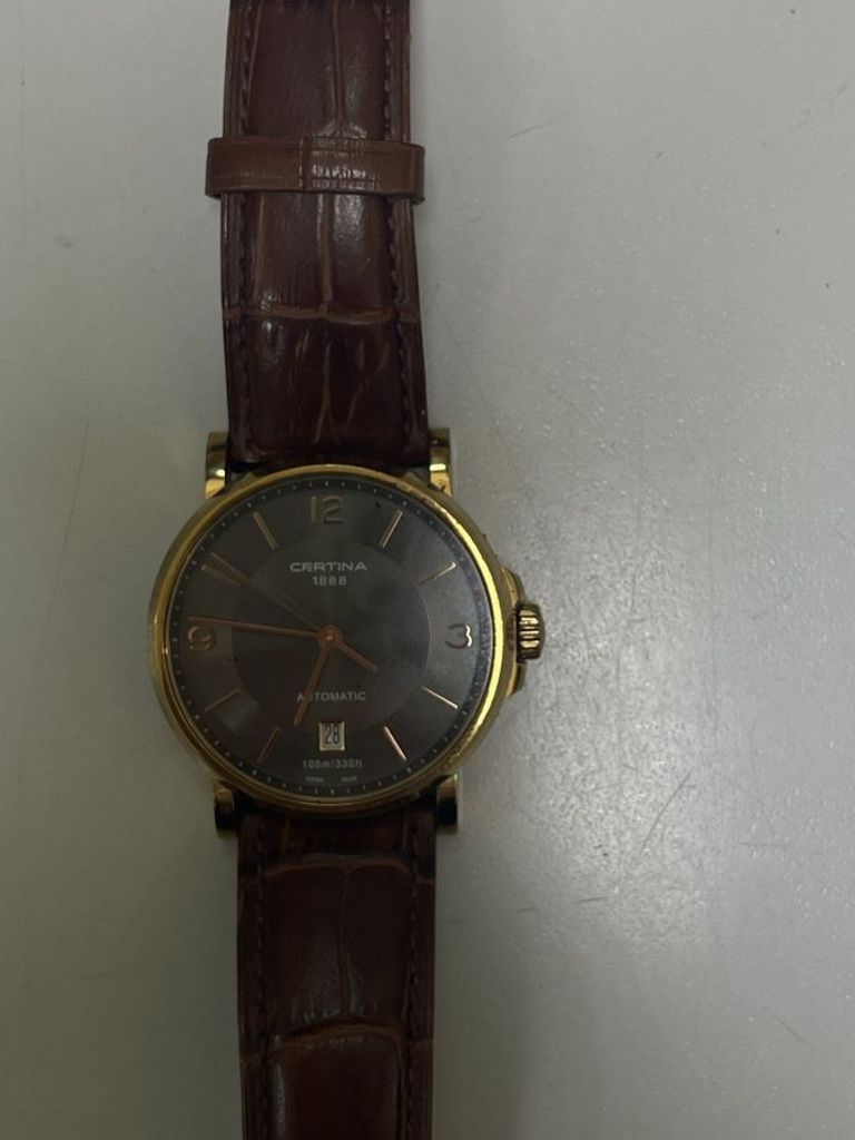 Оголошення Certina c017407 a Б/У