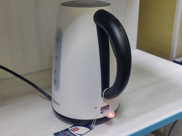 Дешево Ardesto ekl-f300w з ломбарду