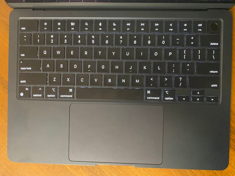 Объявление Apple MacBook Air 13,6" M3 2024 Midnight (MRXV3) Б/У