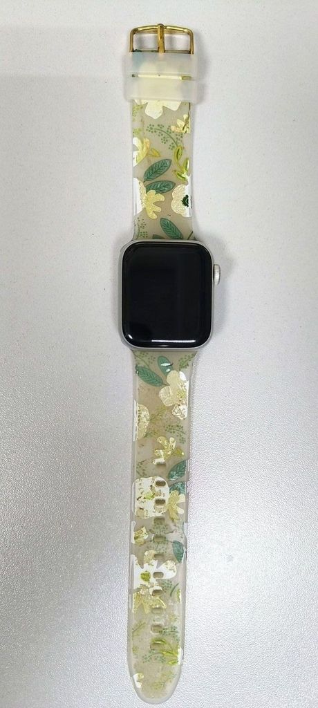 Оголошення Apple watch se 2 gps 40mm aluminum case with sport Б/У