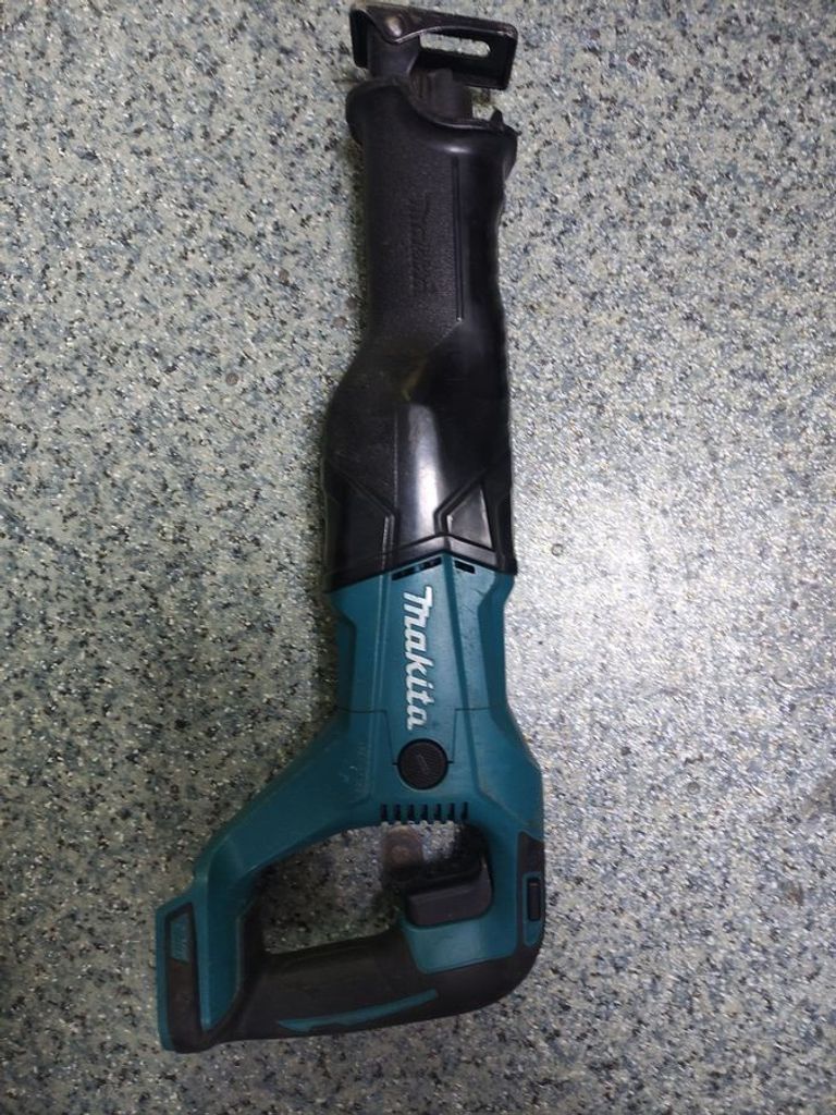 Makita dtm51+dss610+djr186+ зарядний пристрій dc18rd+ 3акб 4a Код:01-200762217. Зображення 9