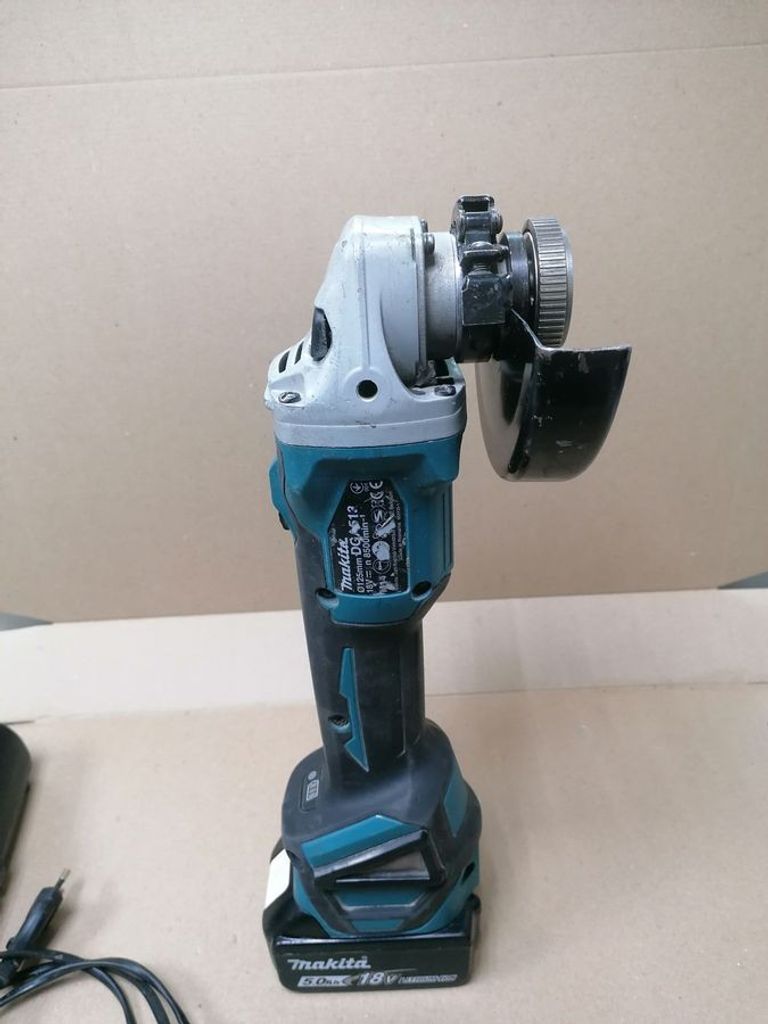 Розпродаж Makita dga513rtj, продавець Техноскарб