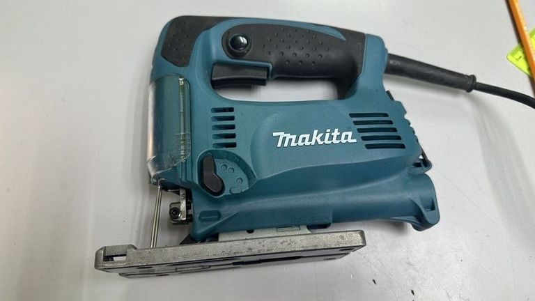 Купити Makita 4329 Б/У