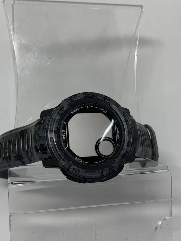 Купить Garmin Instinct 2 - Camo Edition Graphite Camo (010-02626-13) Б/У