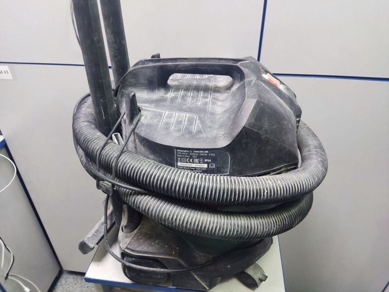 Купити Bosch universal vac 15 Б/У