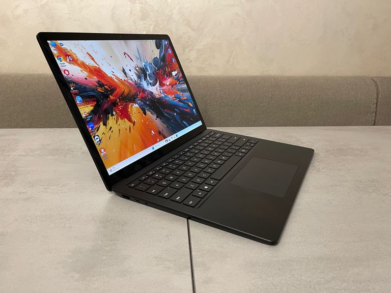 Дешиво Microsoft Surface Laptop 4 1951, 13,5" с ломбарда