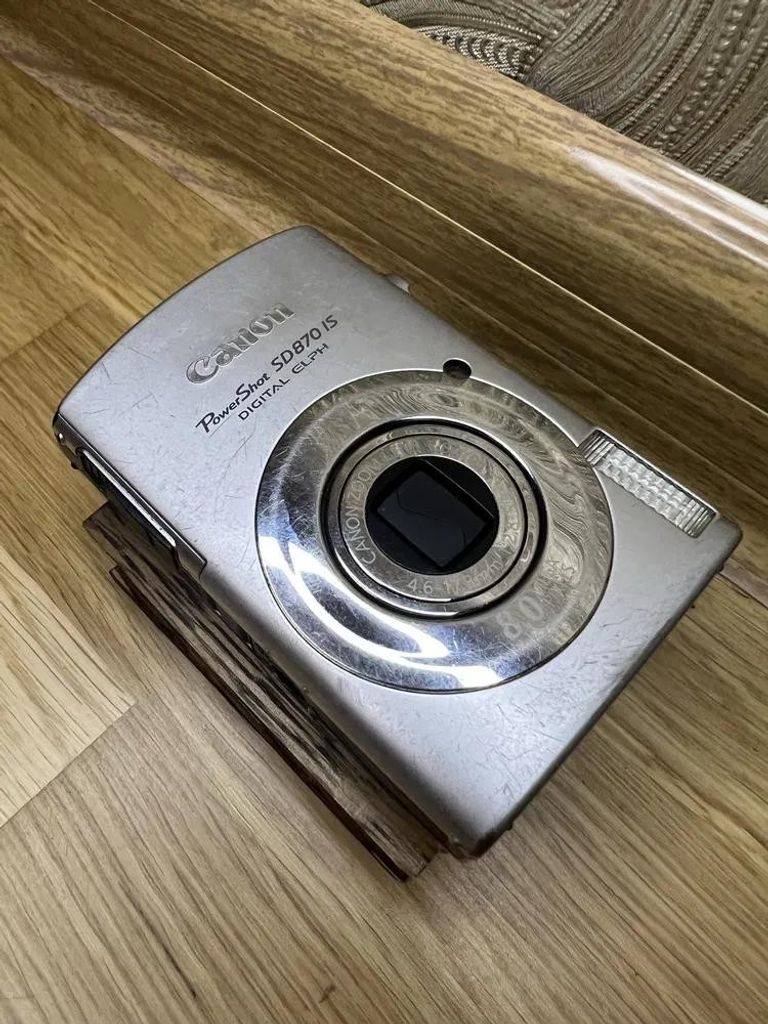 Дешиво Canon PowerShot SD870 IS Silver с ломбарда