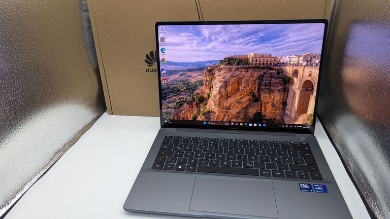 Купить Asus 14/core ultra 5 125h ddr5/16gb ddr5/hdd *відсутній/ssd 512 gb/*інтегрована Б/У