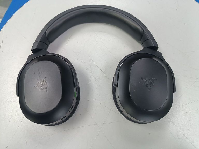 Дешиво Razer barracuda x 2022 с ломбарда
