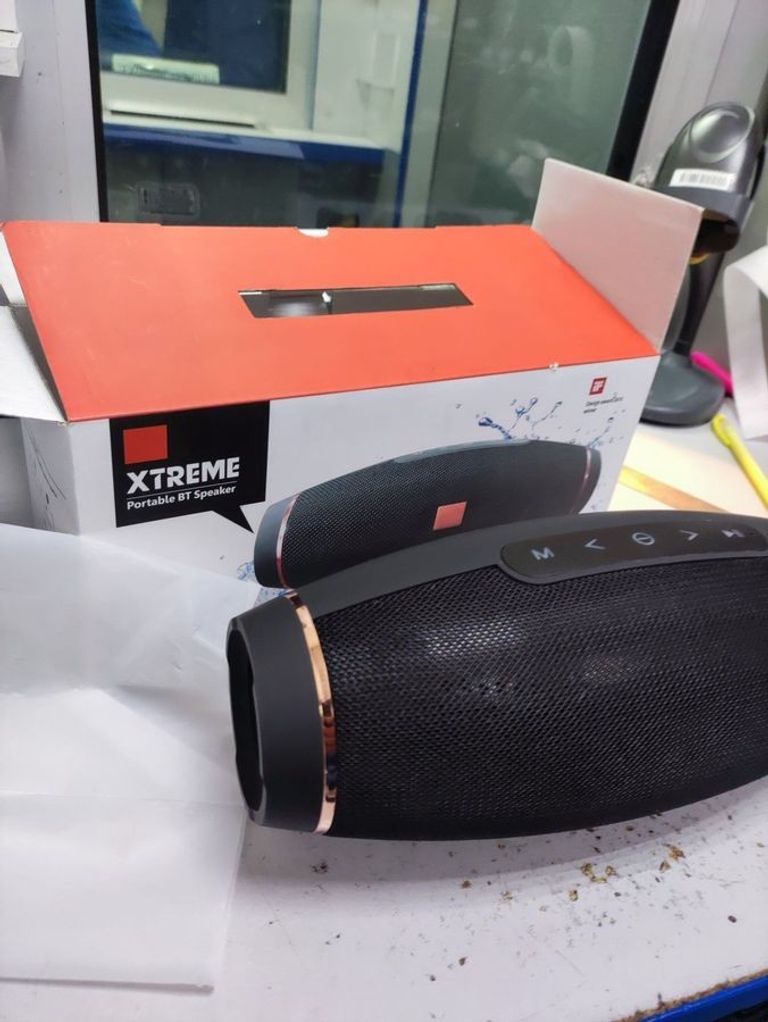 Дешиво Jbl Xtreme 4 Black (JBLXTREME4BLK) с ломбарда