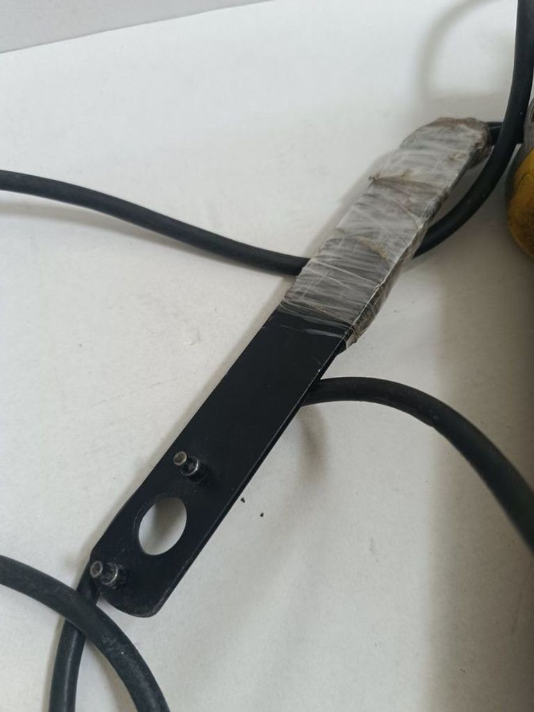 Дешево Dewalt DWE4057 з ломбарду