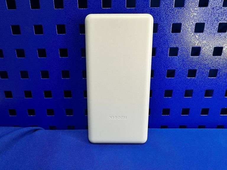 Дешево Xiaomi 10000 з ломбарду