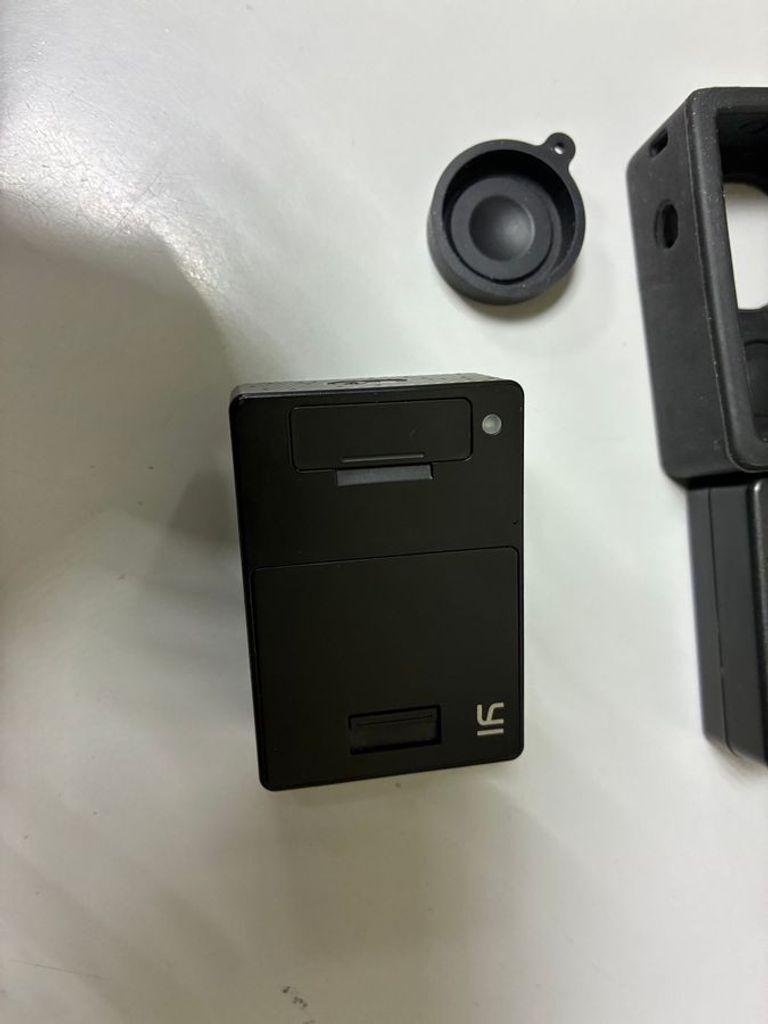 Дешиво Xiaomi yi action camera с ломбарда