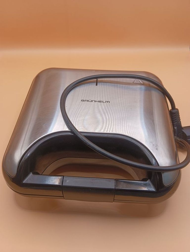 Купить Grunhelm GSM840 Б/У