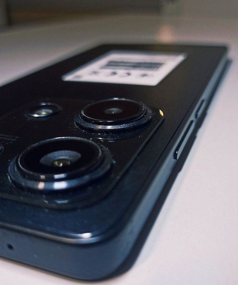 Купить Xiaomi redmi note 14s 8/256gb Б/У