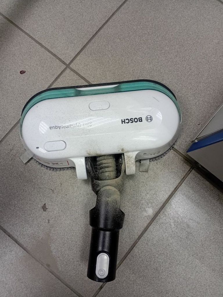 Дешево Bosch Unlimited 7 ProHygienic Aqua BCS71HYG2 з ломбарду