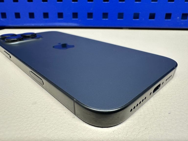 Apple iphone 16 pro max 256gb Код:01-200862582. Зображення 6