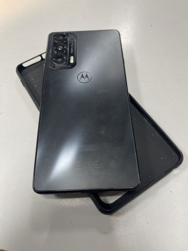 Купити Motorola edge 20 8/128gb Б/У