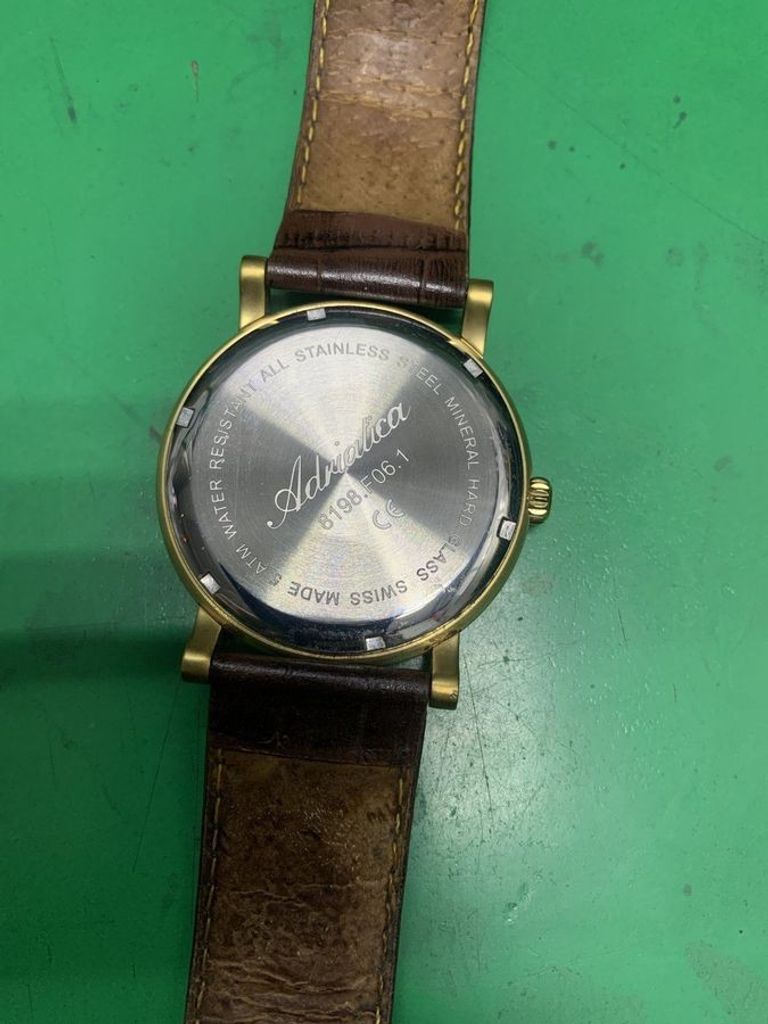 Дешево Adriatica 8198.f06.1 з ломбарду