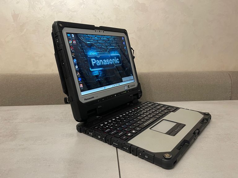 Дешево Panasonic Toughbook CF-33, 12", i7-7600U, 16GB, 256GB, 4G LTE з ломбарду