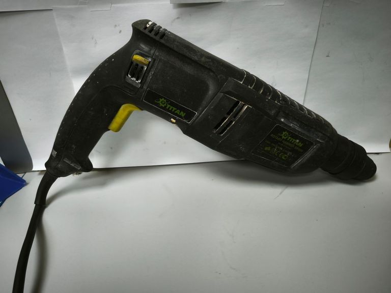 Оголошення Titan bp800 Б/У