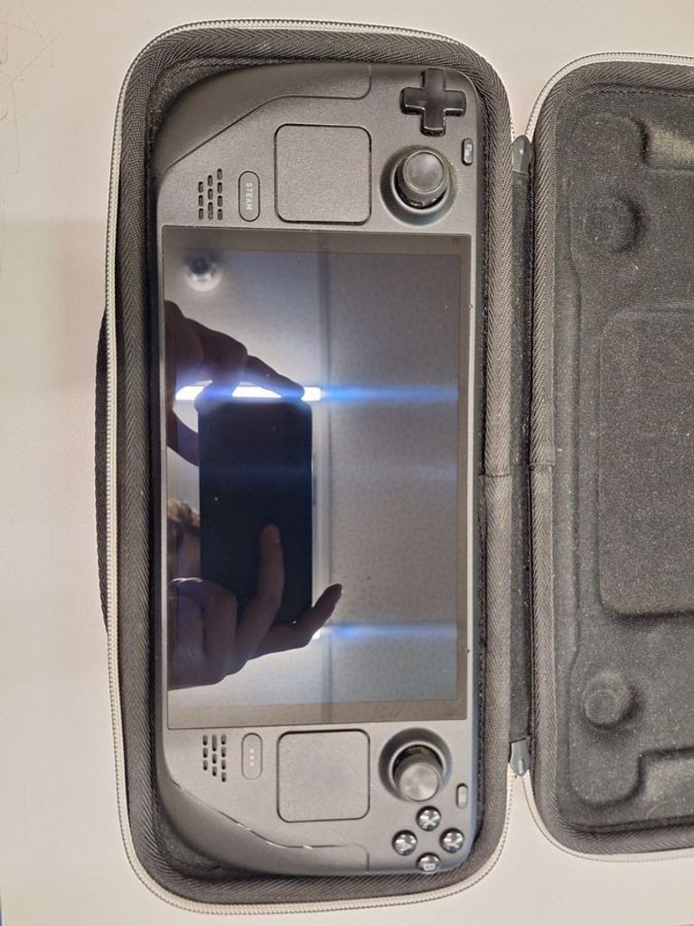 Купити Valve Steam Deck OLED 512 GB Б/У