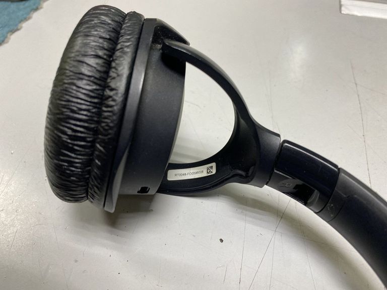 Купити Jbl tune 520bt Б/У