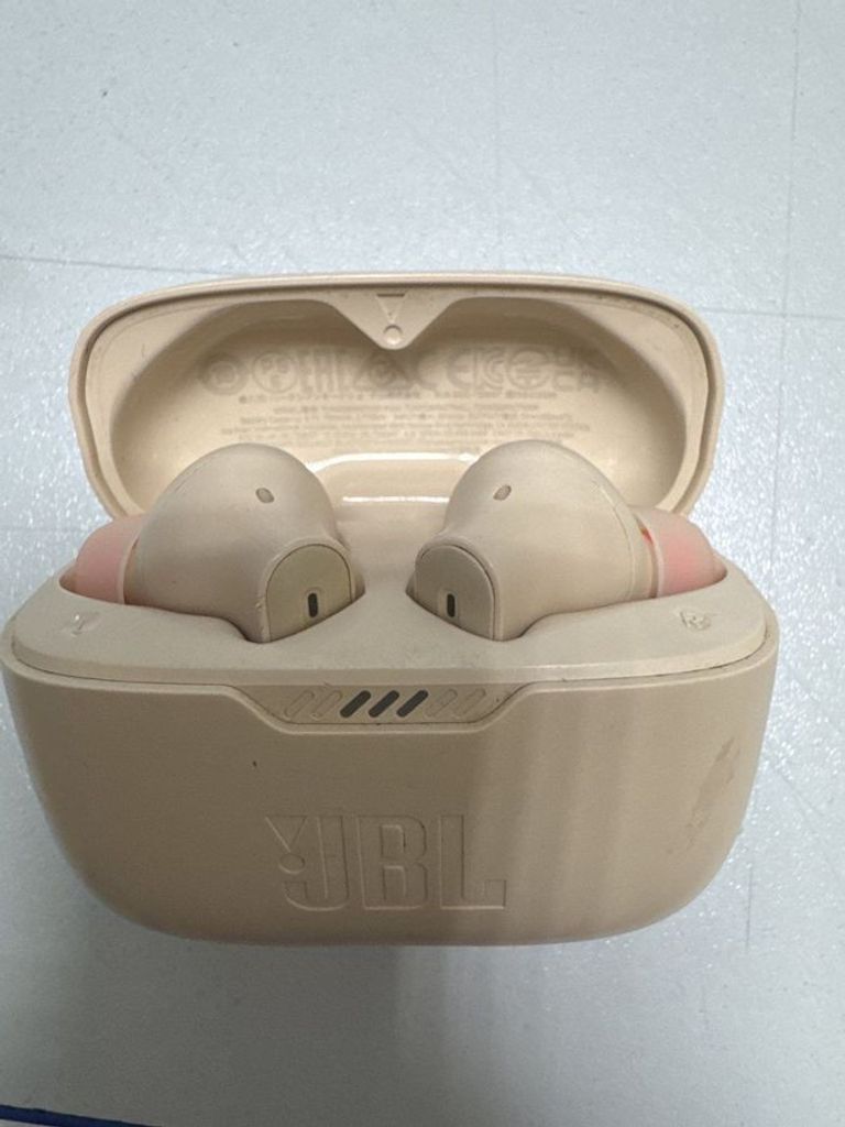 Купить Jbl tune 230nc Б/У