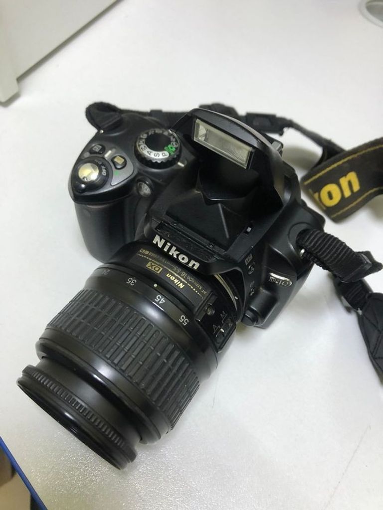 Nikon d40 / dx af-s nikkor 18-55mm 1:3.5-5.6g Код:01-200890847. Изображение 7