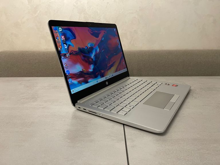 Дешево HP Pavilion 14-dk1025wm з ломбарду