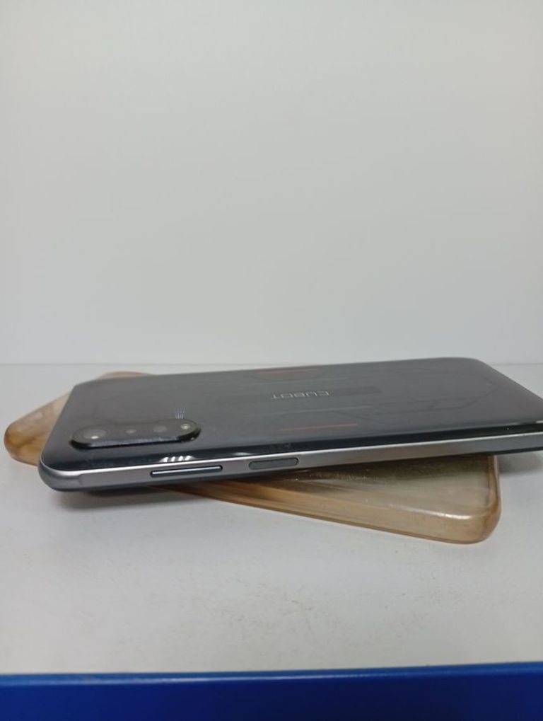 Дешиво Cubot x70 12/256gb с ломбарда