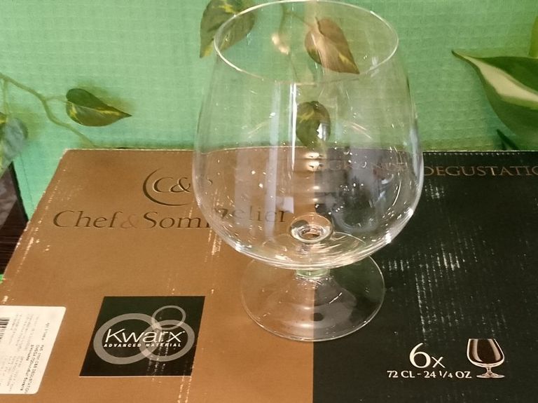Оголошення Chef&Sommelier для коньяку (720мл х 6шт) Б/У