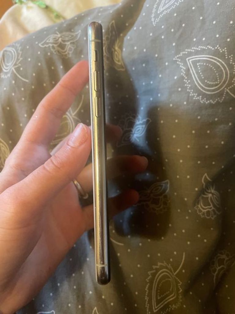 Дешиво Apple iphone x 256gb с ломбарда