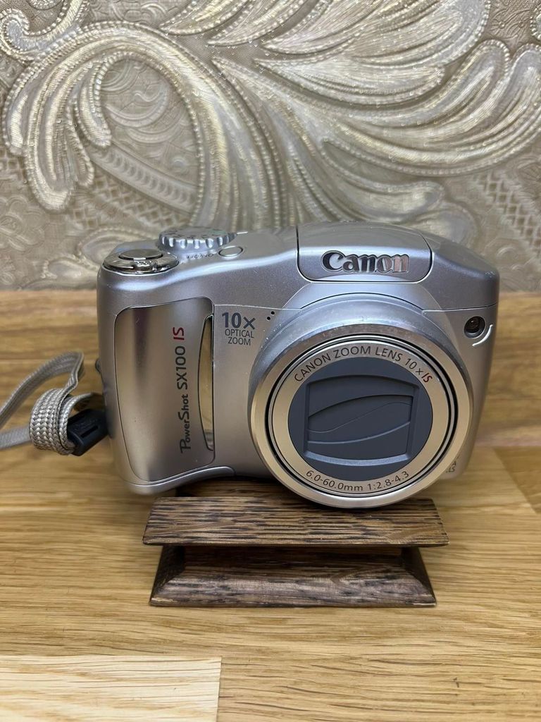 Купить Canon PowerShot SX100 IS Silver Б/У