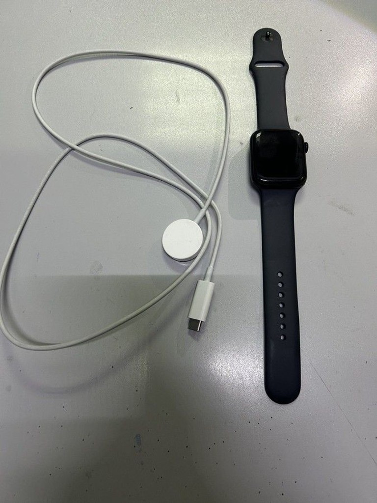 Купить Apple watch se gps 44mm aluminum case Б/У